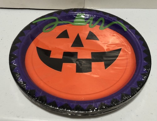 RARE Vintage Jack’o Lantern 8 Halloween 6 1/2” Paper Party Plates MINT