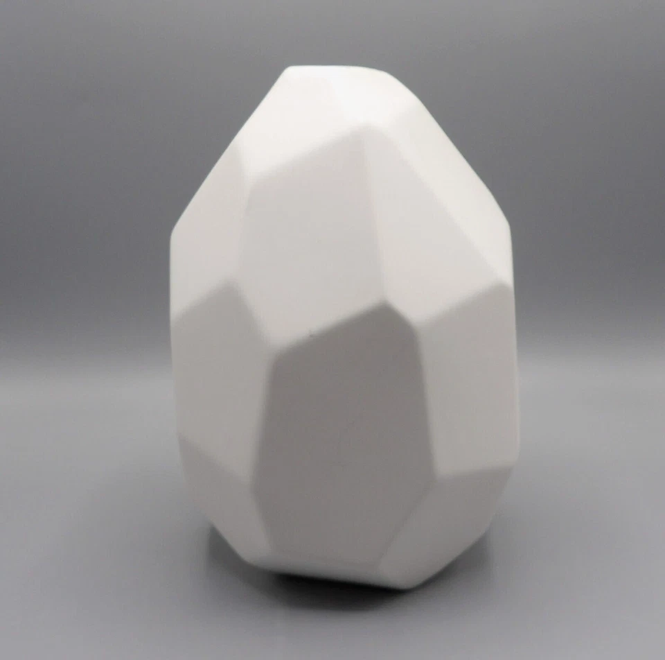 CB2 KISTE & FASS KASTOR VASE WEISS GEBRAUCHT, IN EINWANDFREIEM ZUSTAND