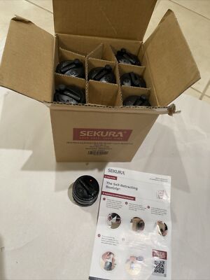 Box of 25 SEKURA SELF RETRACTING BOXGRIP 2-ALARM w/100cm/40''lanyards Superlock