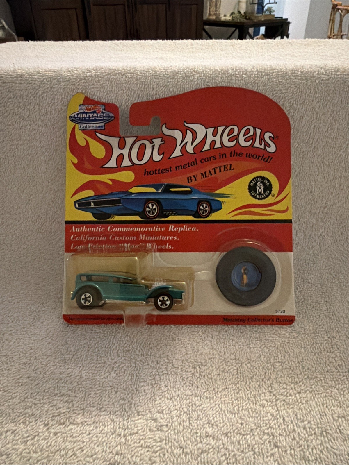 1993 Hot Wheels AQUA BLUE THE DEMON 25th Anniversary w BUTTON COLLECTORS EDITION