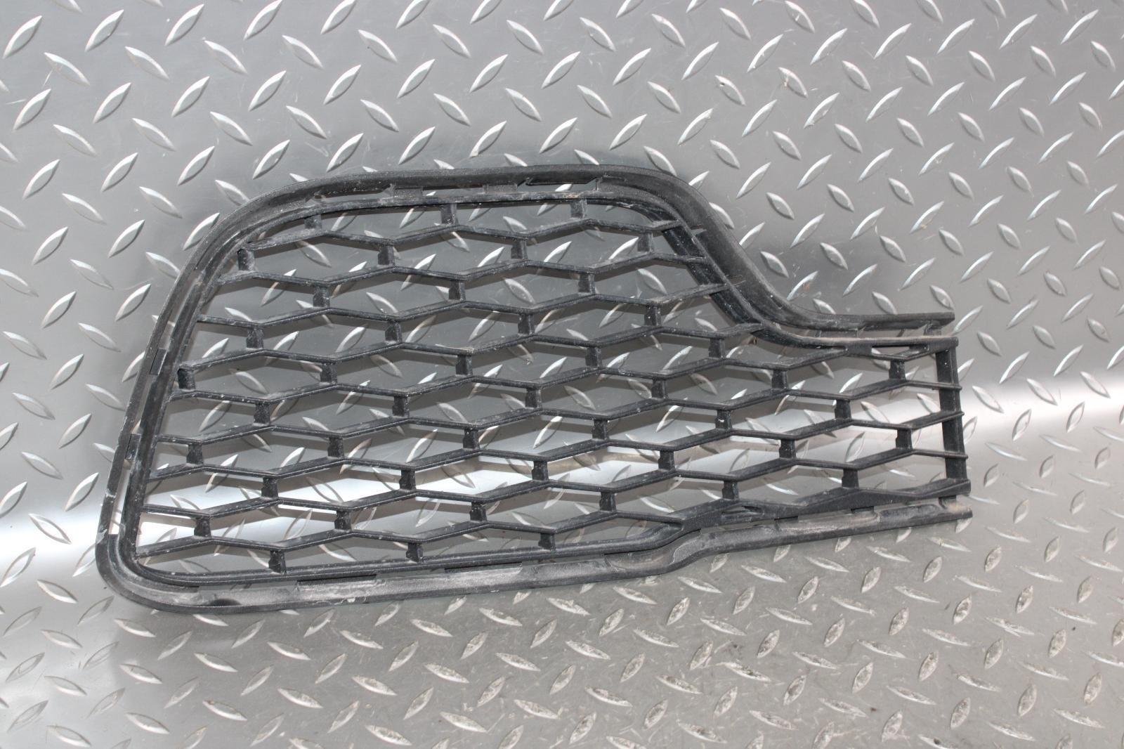 14-17 Ghibli Passenger RH RF Front Lower Bumper Grille Insert Grill Factory OEM