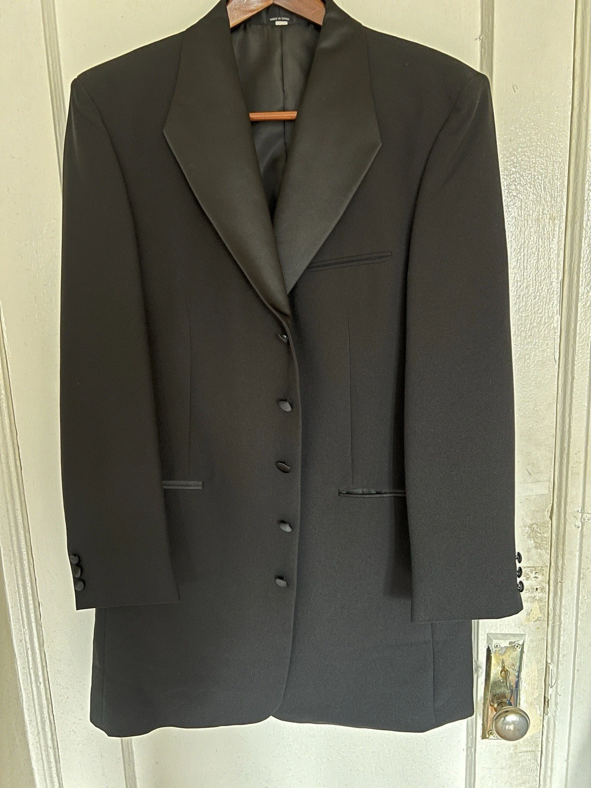 42L Tuxedo Jacket Suit 5-button
