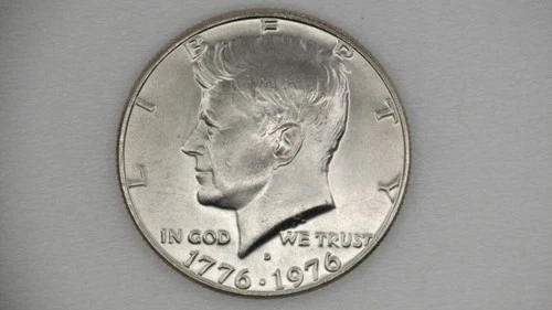 1976 D Kennedy Half Uncirculated Bicentennial **FREE SHIPPING**