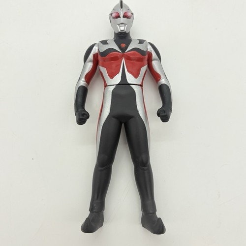 Ultraman Cosmos Chaos Ultraman Calamity Hero & Monster Series Action Figure 2002 - Picture 9 of 23