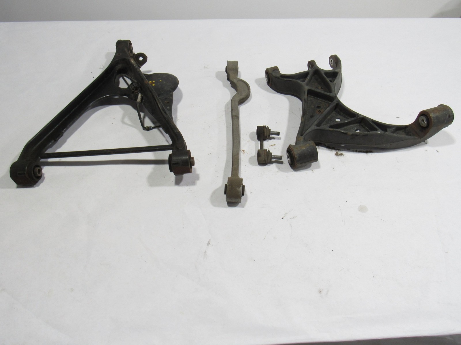 10-20 Bentley Mulsanne 2012 Rear Right Passenger Upper Lower Control Arm Set Y2