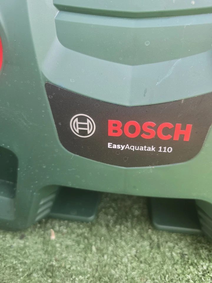 Bosch EasyAquatak 110 High Pressure Washer (New Unit ) - Image 3 of 4