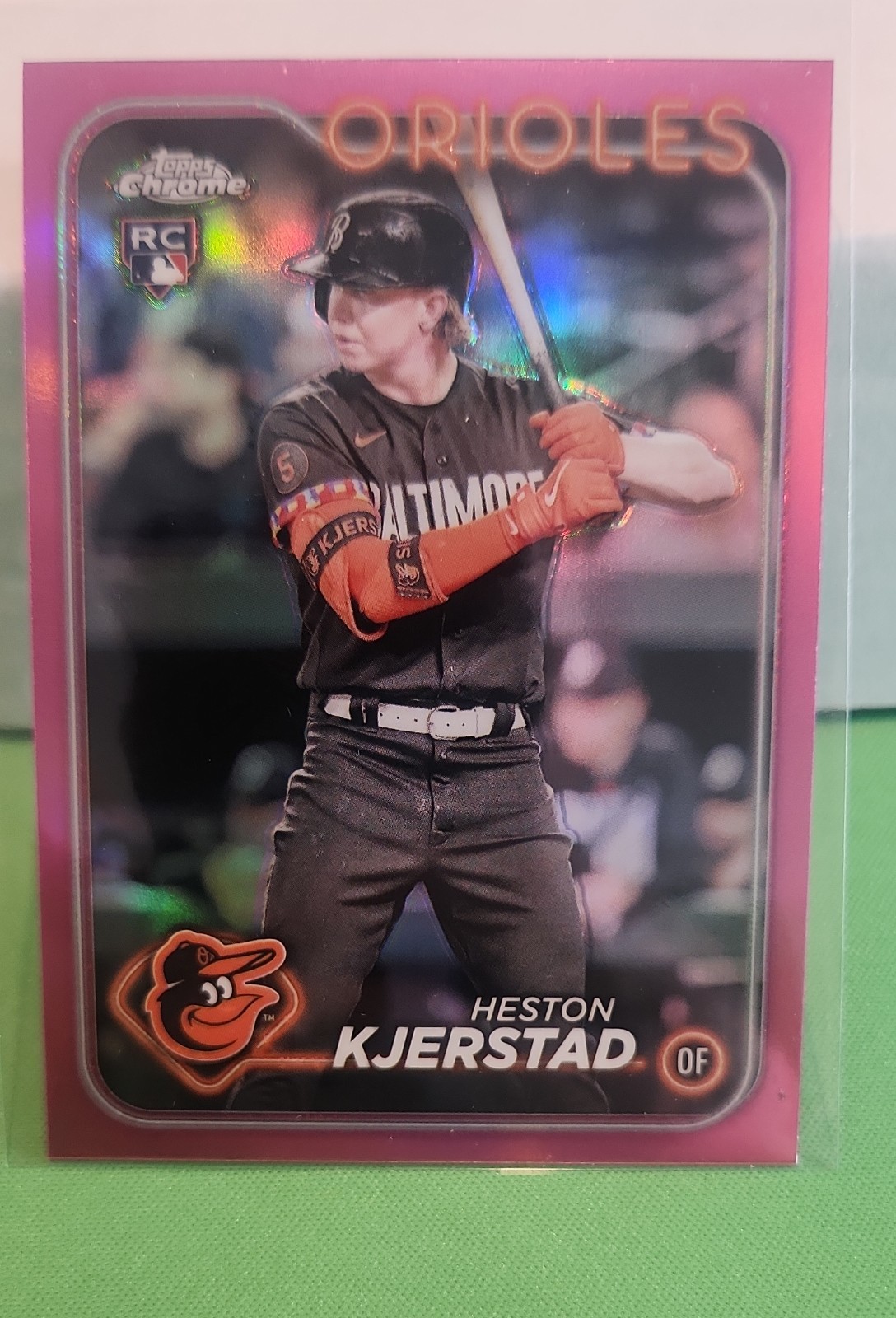 2024 Topps Chrome - Heston Kjerstad #142 Pink Refractor (RC)