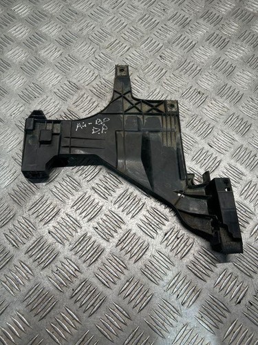 AUDI A4 Avant 8K5, B8 Rechte Scheinwerferhalter 2.00 Diesel 2012 34058600