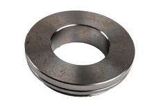 GM Genuine Parts 26045211 Front Passenger Side Differential Bearing Adjuster