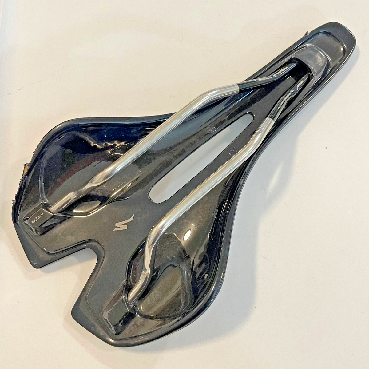 Specialized Toupe Ti 143 Bike Saddle 7x7 Hollow Ti Rails Carbon