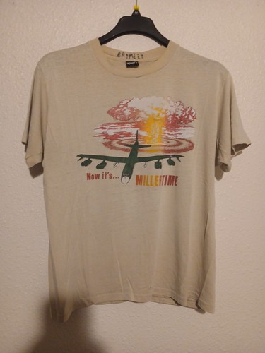 1980s "Now It's Miller Time" Vintage B-52 Bomber Graphic Tee T-Shirt Large 1983