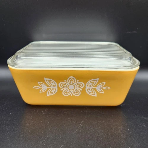 Vintage Pyrex 1.5 Pt Golden Butterfly Refrigerator Dish 502-0 w/ Lid, 1972