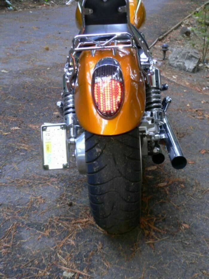 Soporte curvo para etiquetas de reubicación de matrícula para Kawasaki Vulcan 1986-ahora Foto 4 de 4