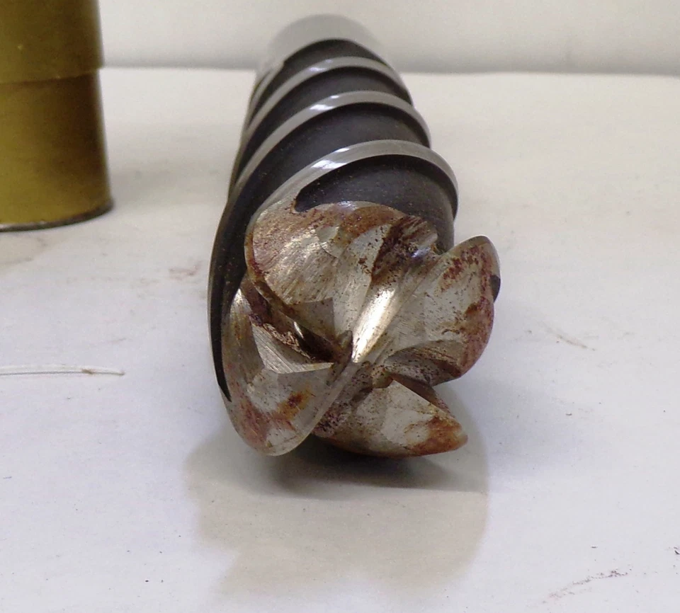 PCT, FRESADORA DE EXTREMO, 48007A, L-8.960, 2X2X7X10-3/4,4 FLT, CORTE A MANO DERECHA, 0.500R Foto 3 de 4