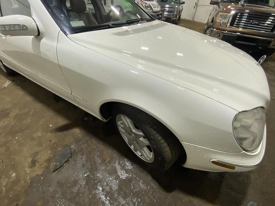 Used Front Right Fender fits: 2003 Mercedes-benz Mercedes s-class 220 Type S350 Foto 2 de 4