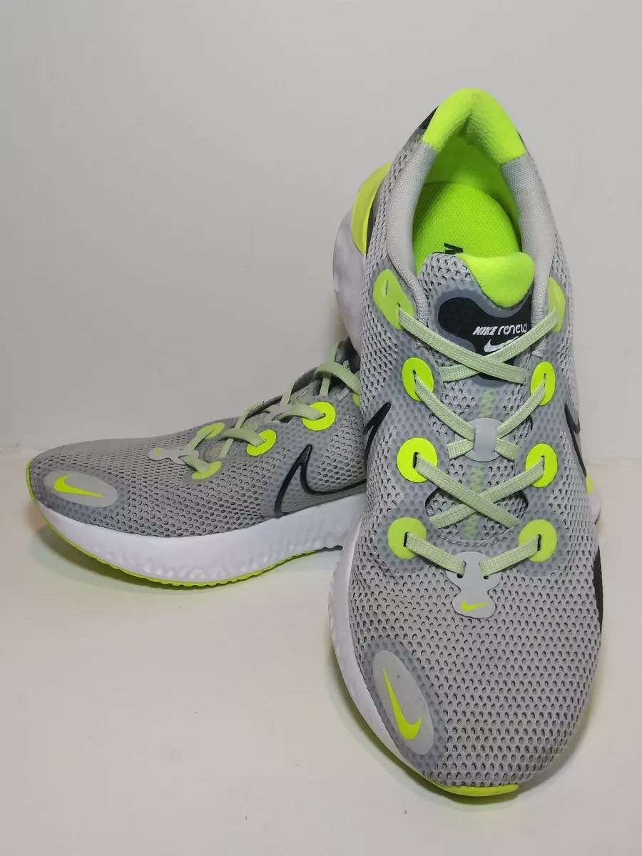 Nike grey green running clearance shoes