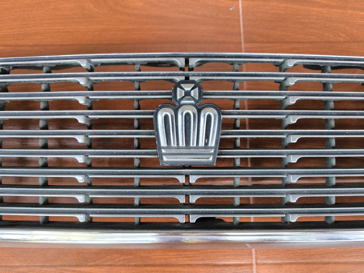 Toyota Crown GS136V JZS130 Round Head Light Front Grille with