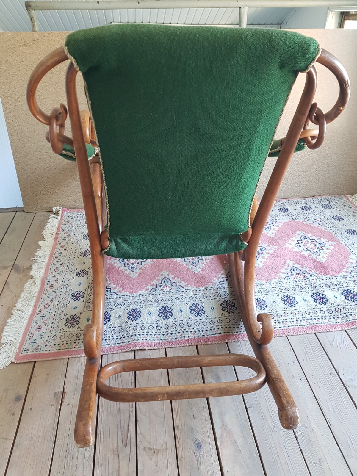 Ein seltener Thonet nr. 3 Bugholz Schaukelstuhl Rocker 1880