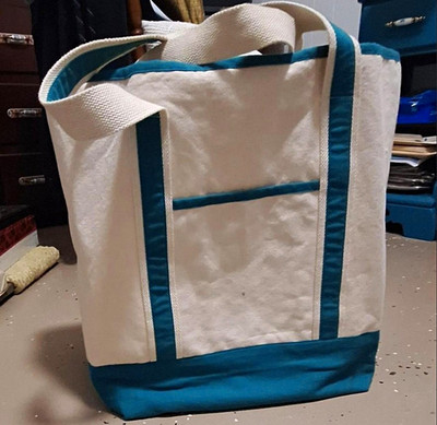 VintageFinds, Ivory/Green Tote Bag Double Handles Front Pocket Stitching