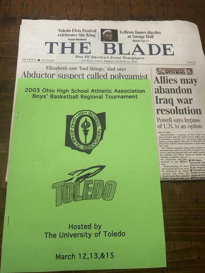 LeBron James 2003 Periódico y Programa SVSM High School State Tournament Foto 2 de 4