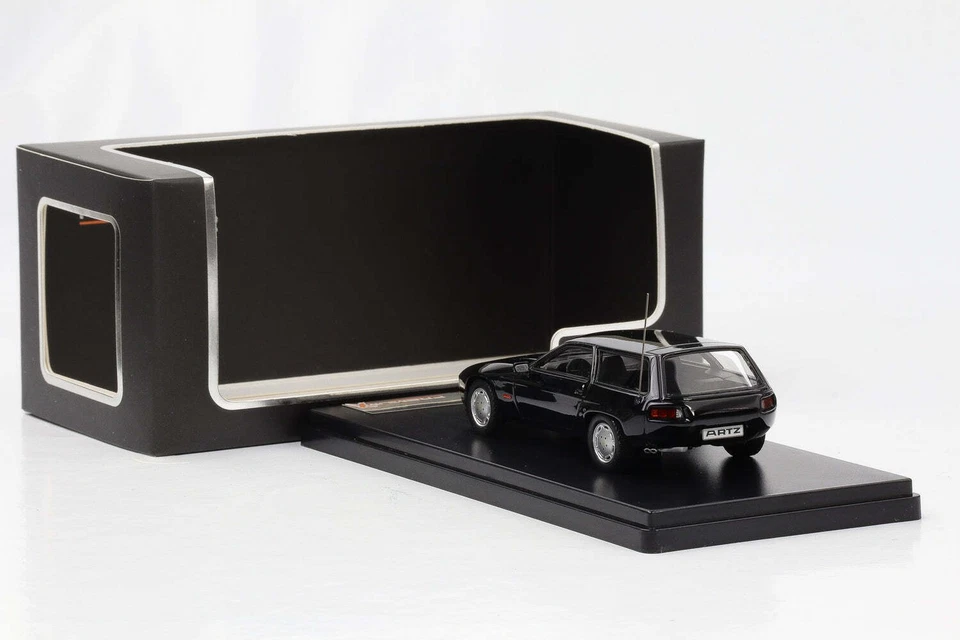 Modelli PremiumX 1:43 Porsche 928S station wagon di "ARTZ" 1979 nero limitato - Immagine 2 di 3