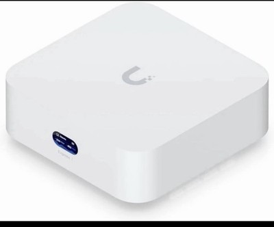 Ubiquiti Unifi Express 7, Mesh-scalable, super-compact 10G Cloud Gateway