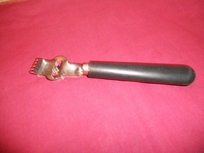 Pampered Chef Lemon Zester EUC