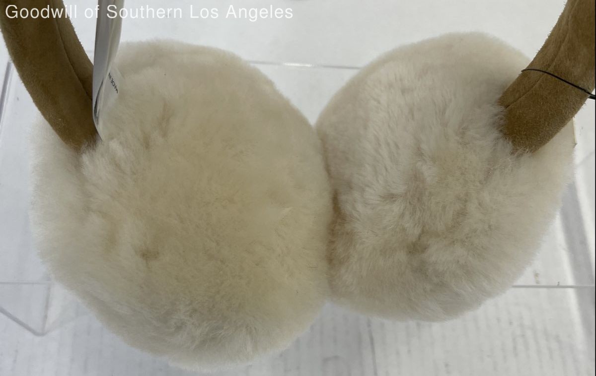 UGG Women's Basic Shearling Earmuffs W BSC SHRLNG… - image 6