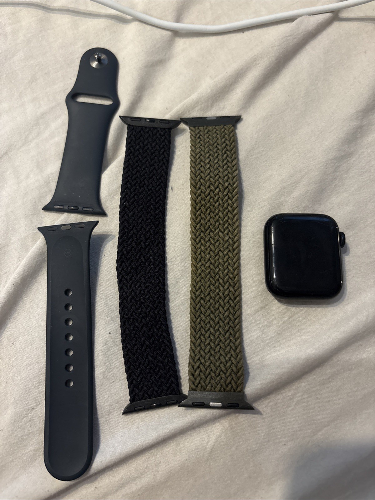 Apple Watch SE with Multiple Interchangeable Sport Bands