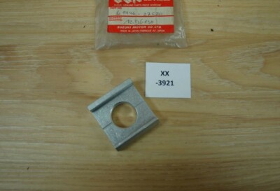 Suzuki DL1000 61446-27C20 CHAIN ADJUSTER WASHER PLATE Genuine NEU