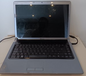 Dell Latitude  Studio 1535 PP33L  15,6" Display Nodetbook Lap Top    ( 121 )