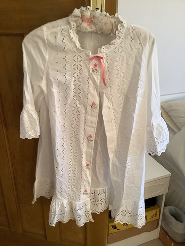 1960s Nighty And Negligee - Picture 3 of 6