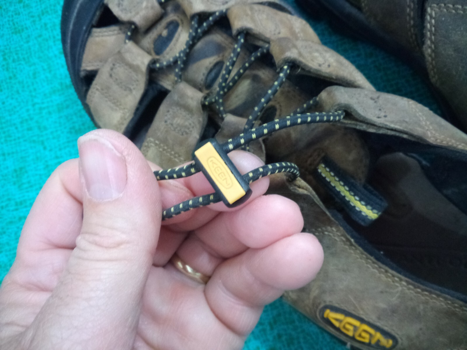 Sandali KEEN uomo 11 pelle punta chiusa escursionismo acqua