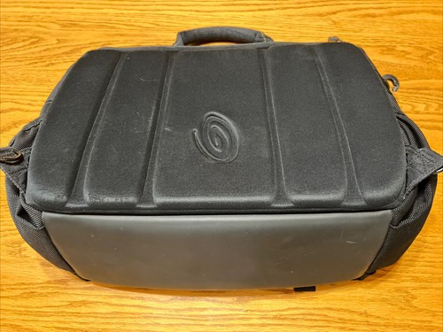 Timbuk2 Durable Messenger Bag Mens Classic Black Office Bags Laptop MEDIUM - Picture 7 of 8