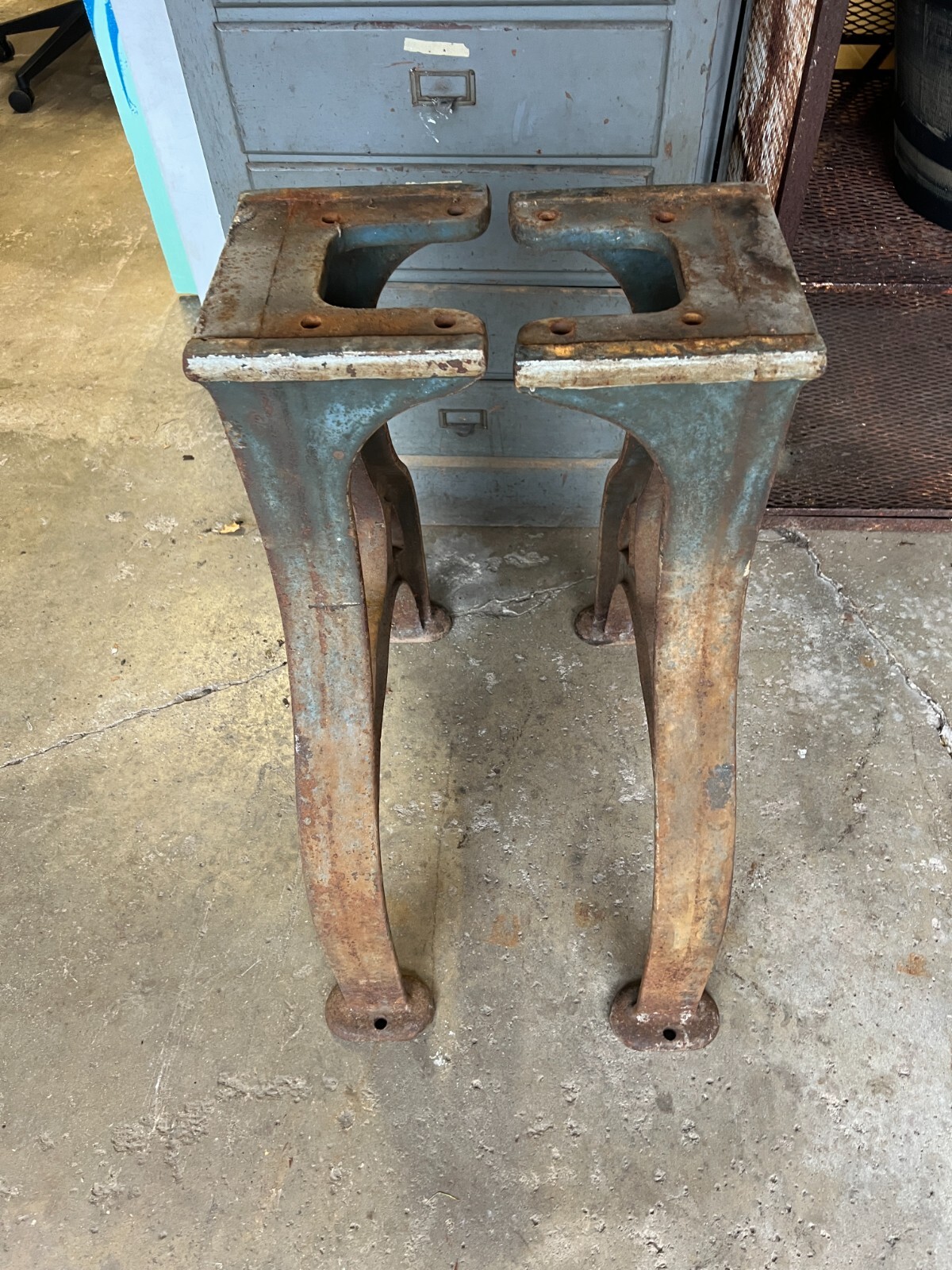 Antique Cast Iron Legs Industrial Table Base Lathe Legs eBay