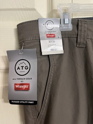 Pantalón jogger de Terrain Gear by Wrangler® | Ofertas en pantalones de