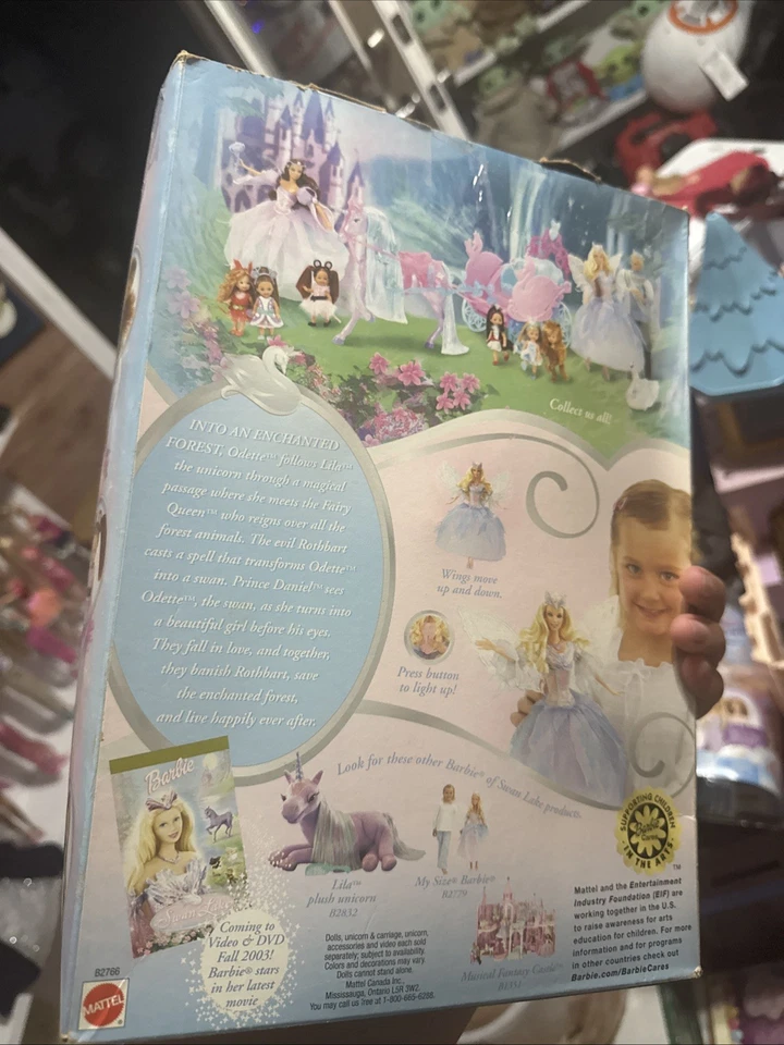 Muñeca Barbie del Lago de los Cisnes Odette Light Up Wings 2003 Mattel B2766 nueva en caja original rara Foto 4 de 4