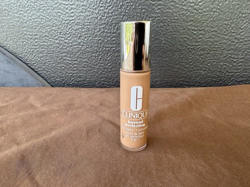 Clinique Beyond Perfecting Foundation + Concealer 17 Nutty 0,17oz/5ML *NEU*