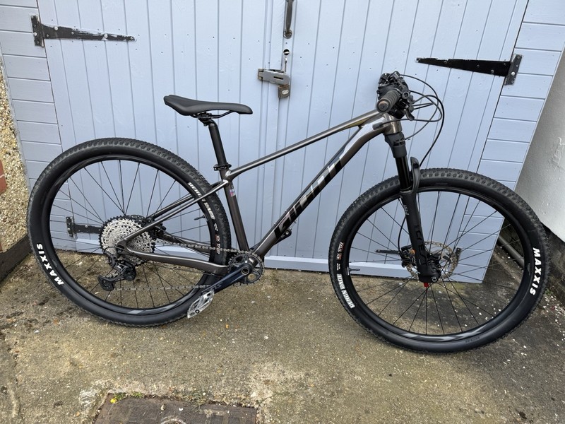 Giant XTC SLR 29 1 Hardtail Mountain Bike