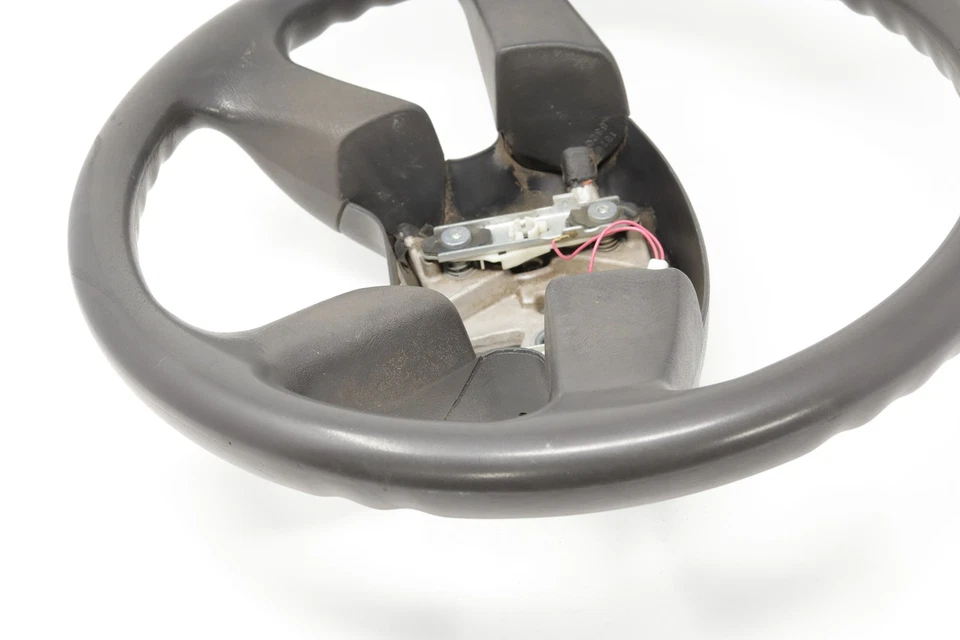 2003-2006 Chevy Silverado GMC Sierra Steering Wheel Black Vinyl OEM P15188989 - Image 3 of 4