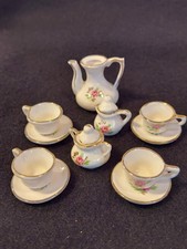 Mini Dolhouse Tea Set 4 Saucers Cups Pot Crmr  Sugar W/Lids Porcelain Gold Rim