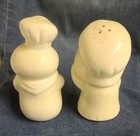 Vintage Pillsbury Doughboy Salt And Pepper Shakers Ceramic B&M 1988 collectible — photo 3