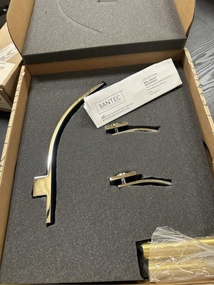 Santec Ava Wall Mount Widespread Lavatory Trim   Chrome (New in Box)