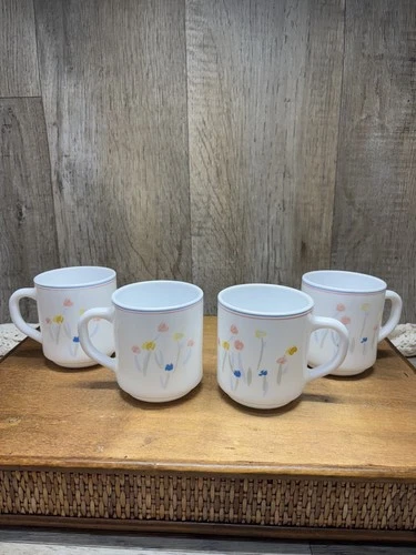 Vintage Arcopal France Floral Milk Glass Cottage Style Mugs Pastoral Set Of 4