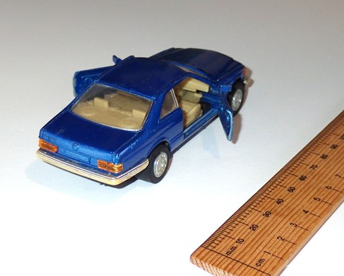 Vintage Die Cast Mercedes 560SEC 1:43 scale Unbranded Pullback Friction Toy Car - Picture 9 of 9