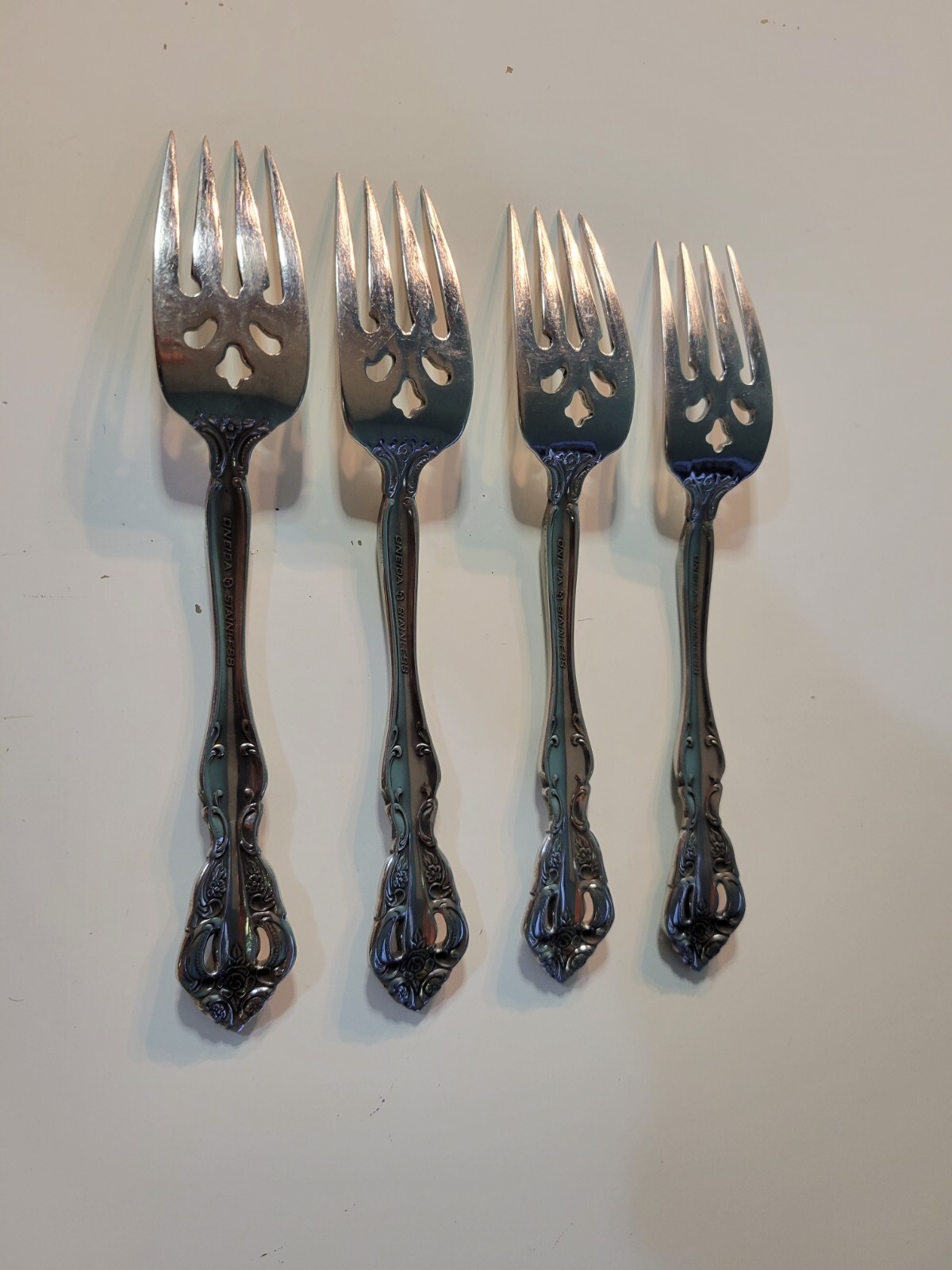 Oneida Michelangelo Cube 4 Salad Forks Heirloom Stainless Flatware eBay