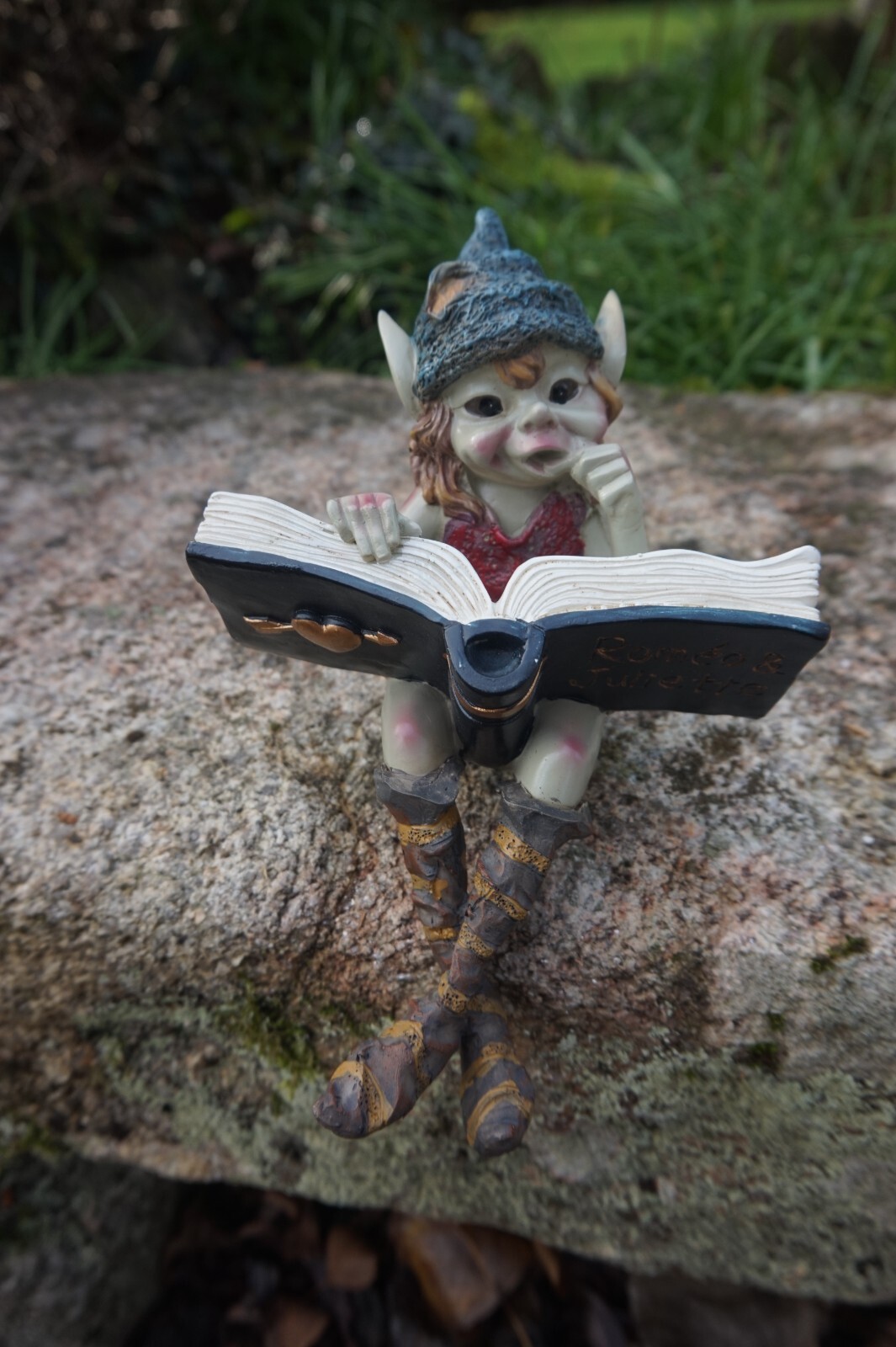 97281 FIGURINE TROLL Banc Couple Farfadet Fee Pixie Elfe Pixies Dernier EUR 22,00 - FR