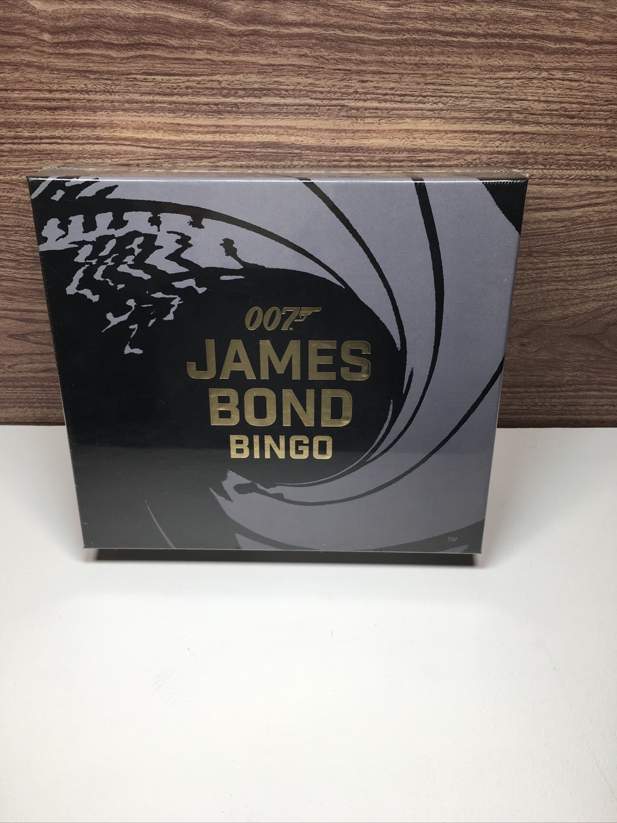 Bond Bingo The Ultimate 007 Game by Laurence King Publishing (2021