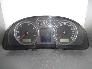 VW Passat 3BG 1,9 TDI Tacho Tachometer Kombiinstrument VDO 3B0920827A 110080198