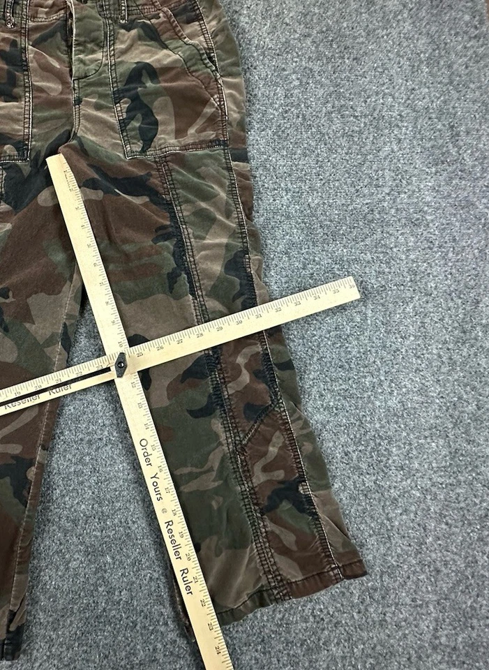 Pantalones de pana marrakech para mujer camuflados talla 2/26 abotonados 27X24 recortados Foto 4 de 4